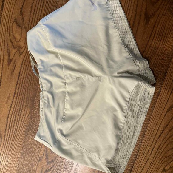Nike Running Shorts Dri-Fit Mesh Women's Size LARGE, Olive Aura - Picture 6 of 6